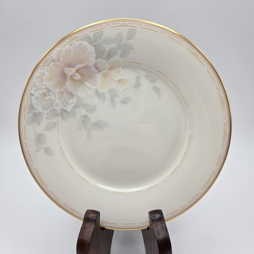 Set Of 6 Noritake Sweet Surprise Bread Plates #7702 Iris Floral Gold Rim MINT! - Picture 2 of 6